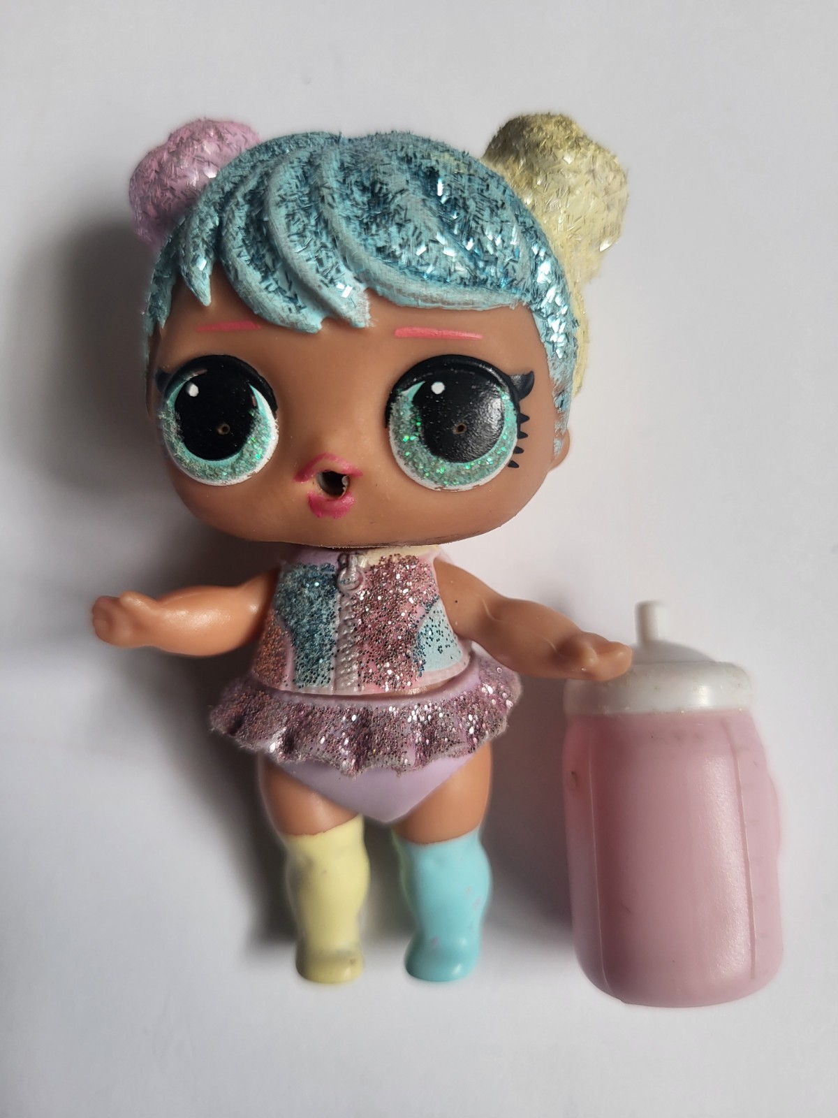 MGA LOL Surprise Doll Glam Glitter Bon Bon Bling Sparkle