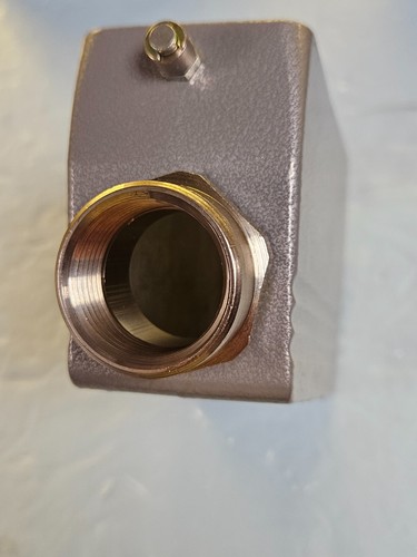 Thomas & Betts SH616 Hood - Picture 4 of 6