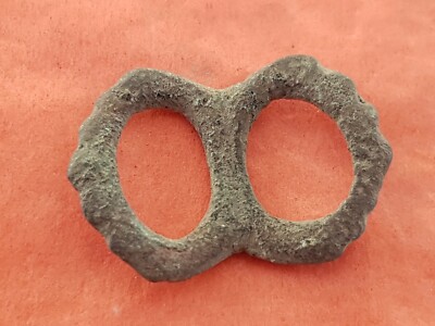 Schöne mittelalterliche Bronzeschnalle gefunden in Yorkshire UK. Bitte Beschreibung lesen L159e
