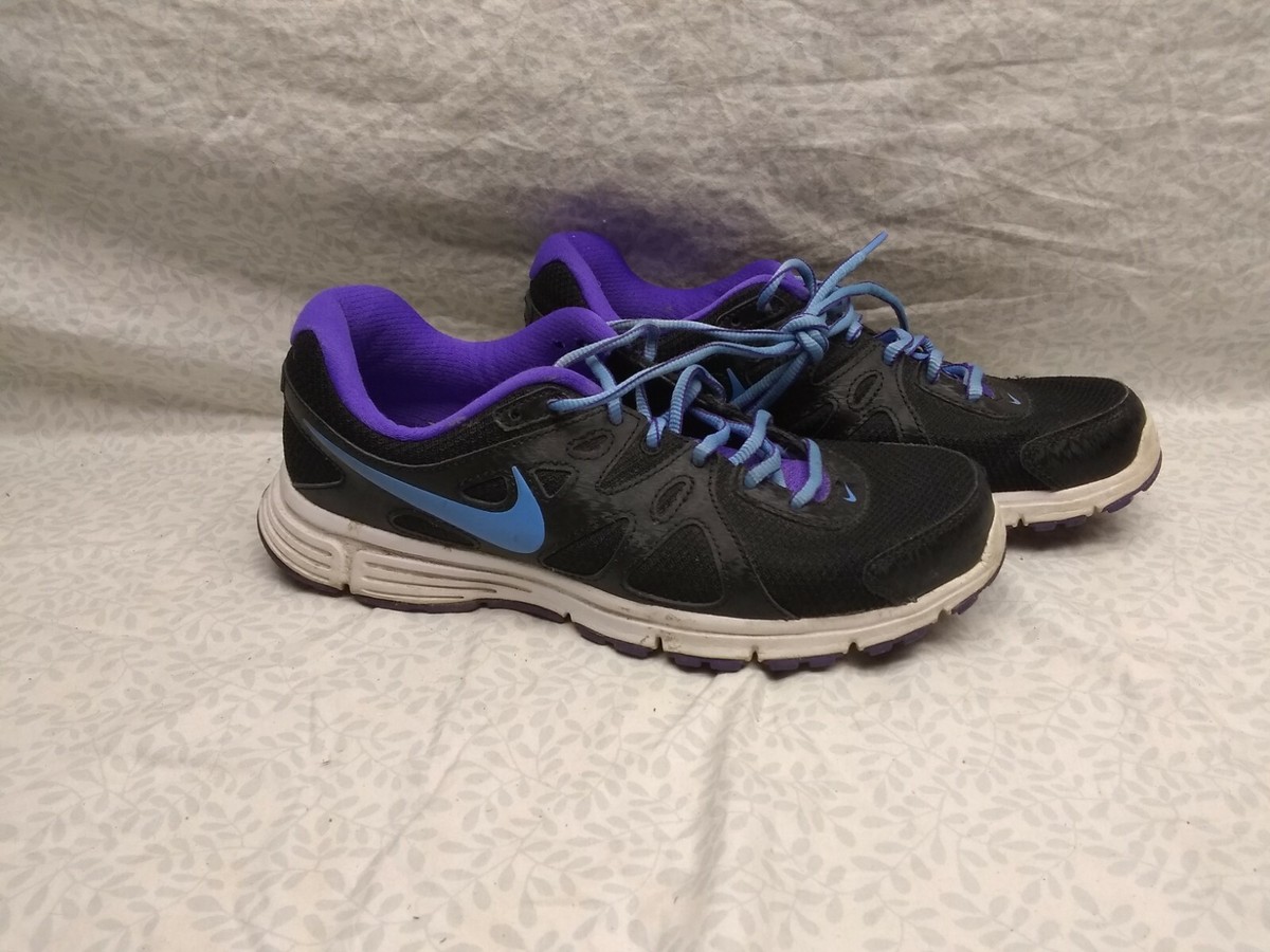ladies nike revolution trainers