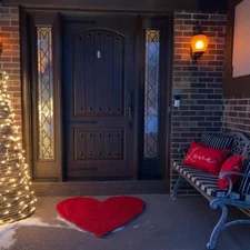  3' x 3' Red Heart Synthetic Grass Indoor Outdoor Living Door Mat Bathroom Rug