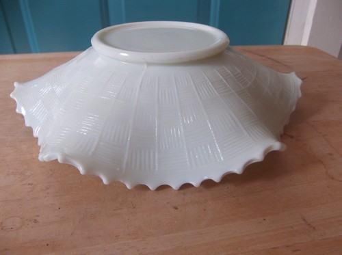Vintage Puddingglas Rüschenschale mit Trauben- und Blattmuster - Bild 4 von 7