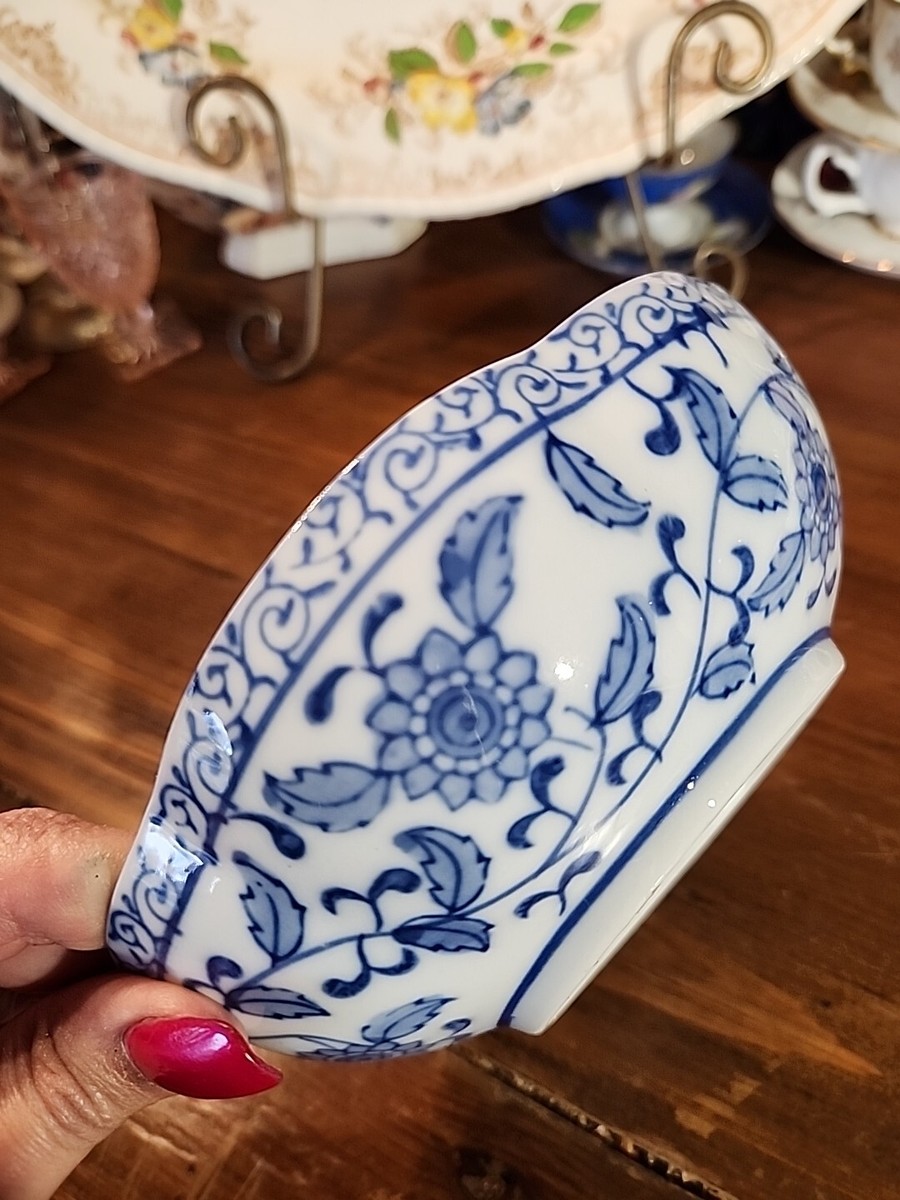 Chinese Blue And White Nantucket 6.1/4