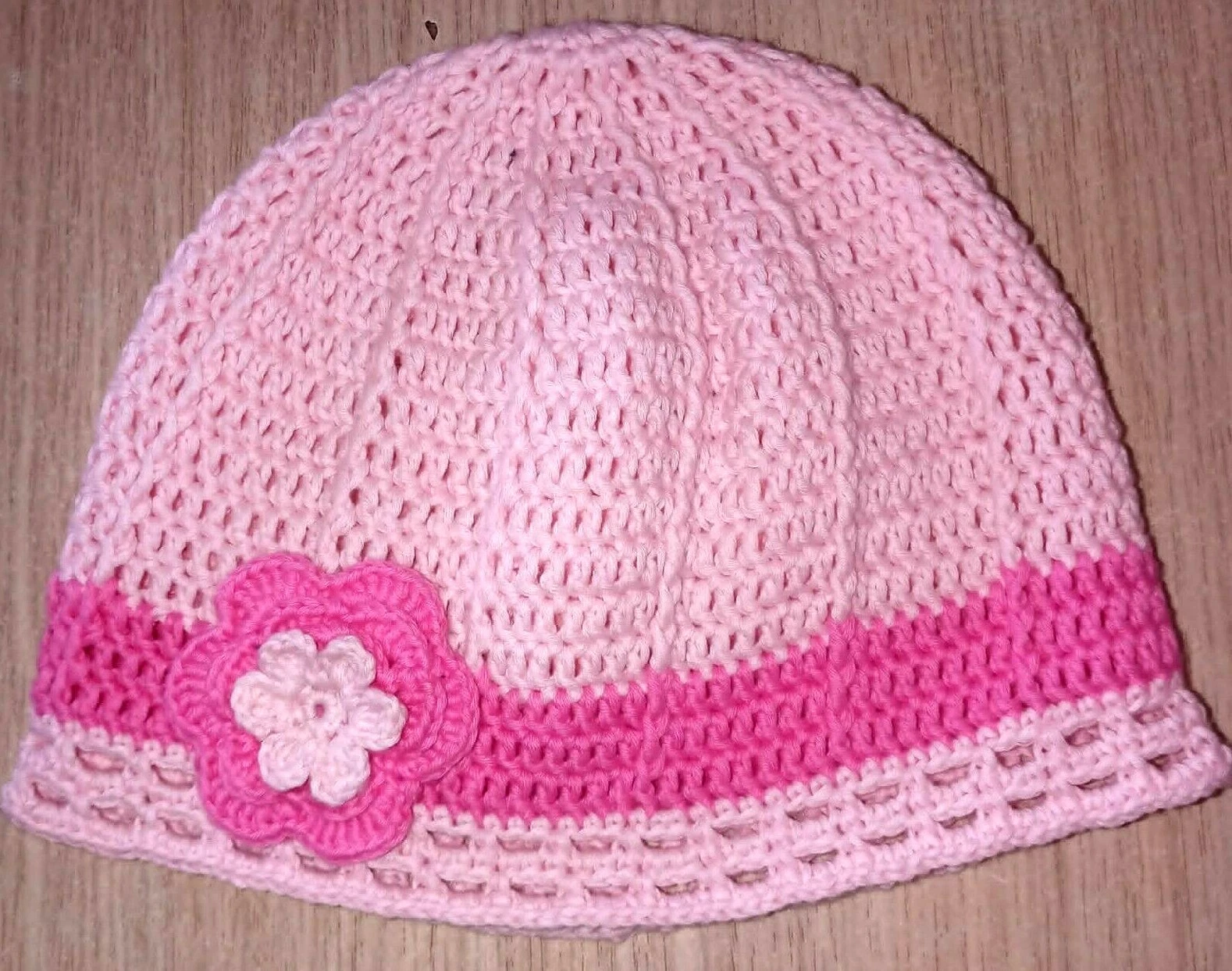 HANDMADE - BABY HAT 0-3 MONTHS