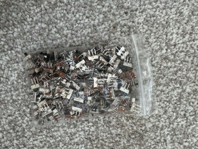 200 x Stück 3 mm Micro Mini SPDT Kipp-Schiebeschalter 3-polig 2 Positionen 1P2T DC 50 V