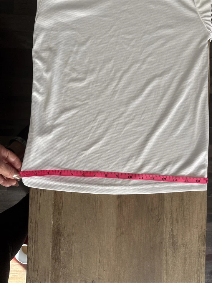 NEW BALANCE White Black Graphic Logo T-Shirt Youth Boys Size M (10/12) - Image 4 of 4