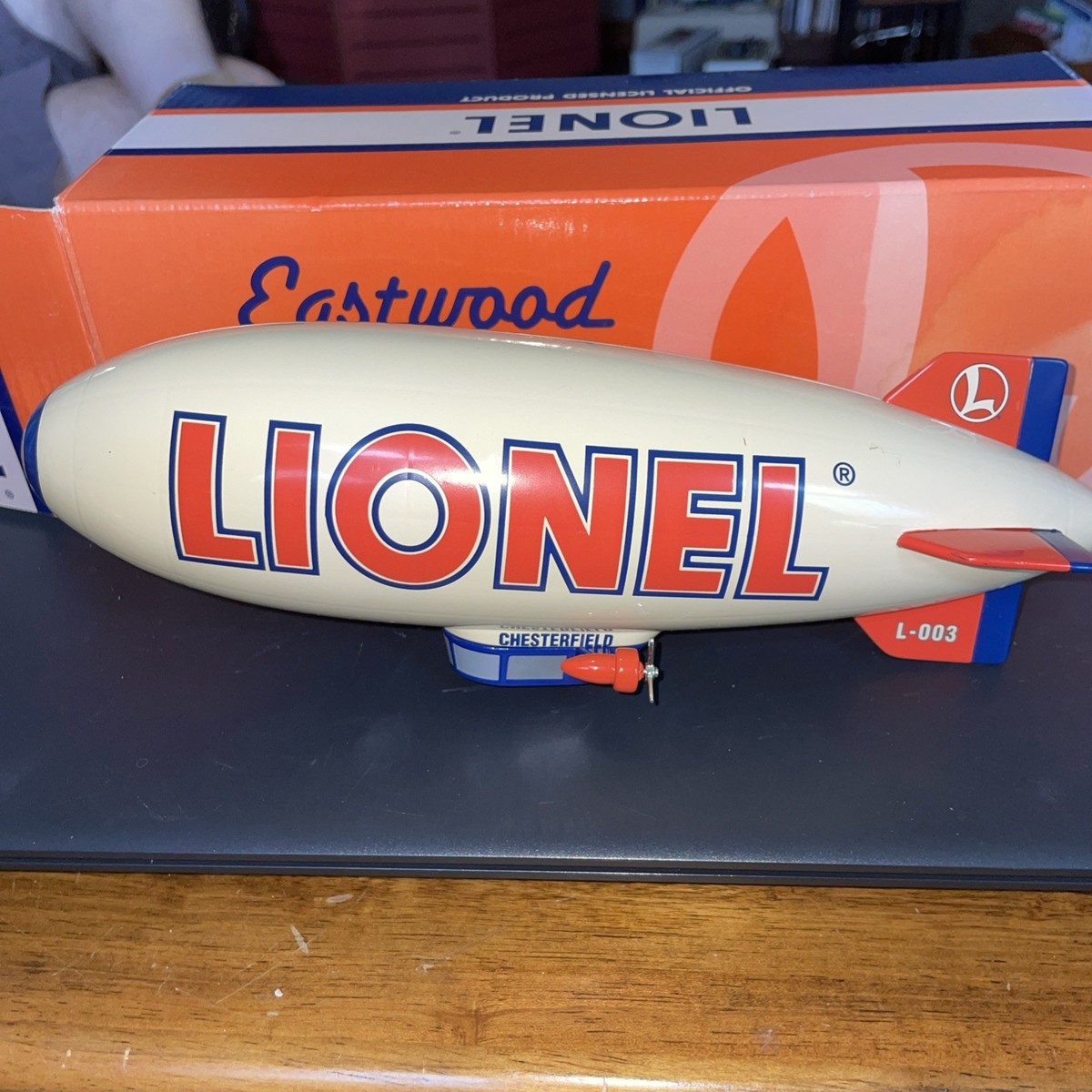 タイムセール！BLIMP Lionel 390000 1:64 Eastwood Automobilia Die-Cast Metal Blimp EUC