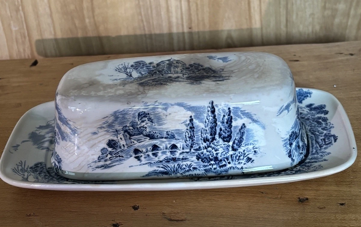 VTG Wedgwood Countryside Blue White Ironstone 1/4 Lb Covered Butter Dish England