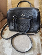 Kate Spade Perri Lane Delaney Crossbody in Black