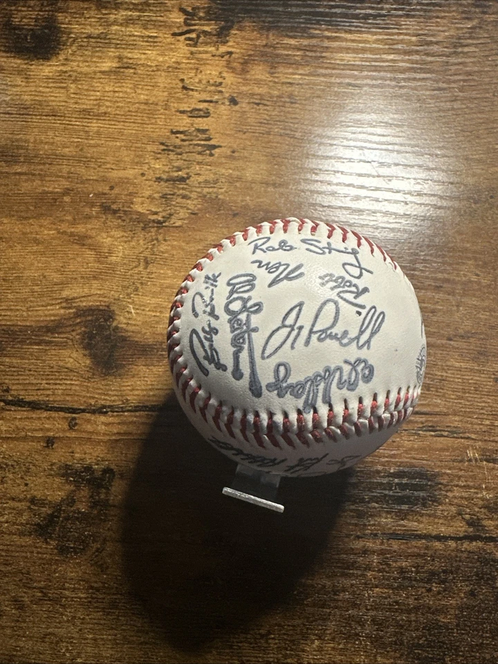 1997 Florida Marlins Signed Baseball with 27 Signatures - Image 2 of 4