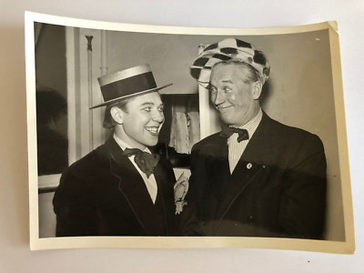 PRESS PHOTO MAURICE CHEVALIER OLEF POPOVE CIRCUS ORIGINAL VINTAGE