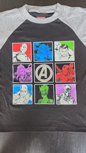 Marvel Kids Avengers T-shirt Size 4 With Sunglasses - Picture 10 of 10