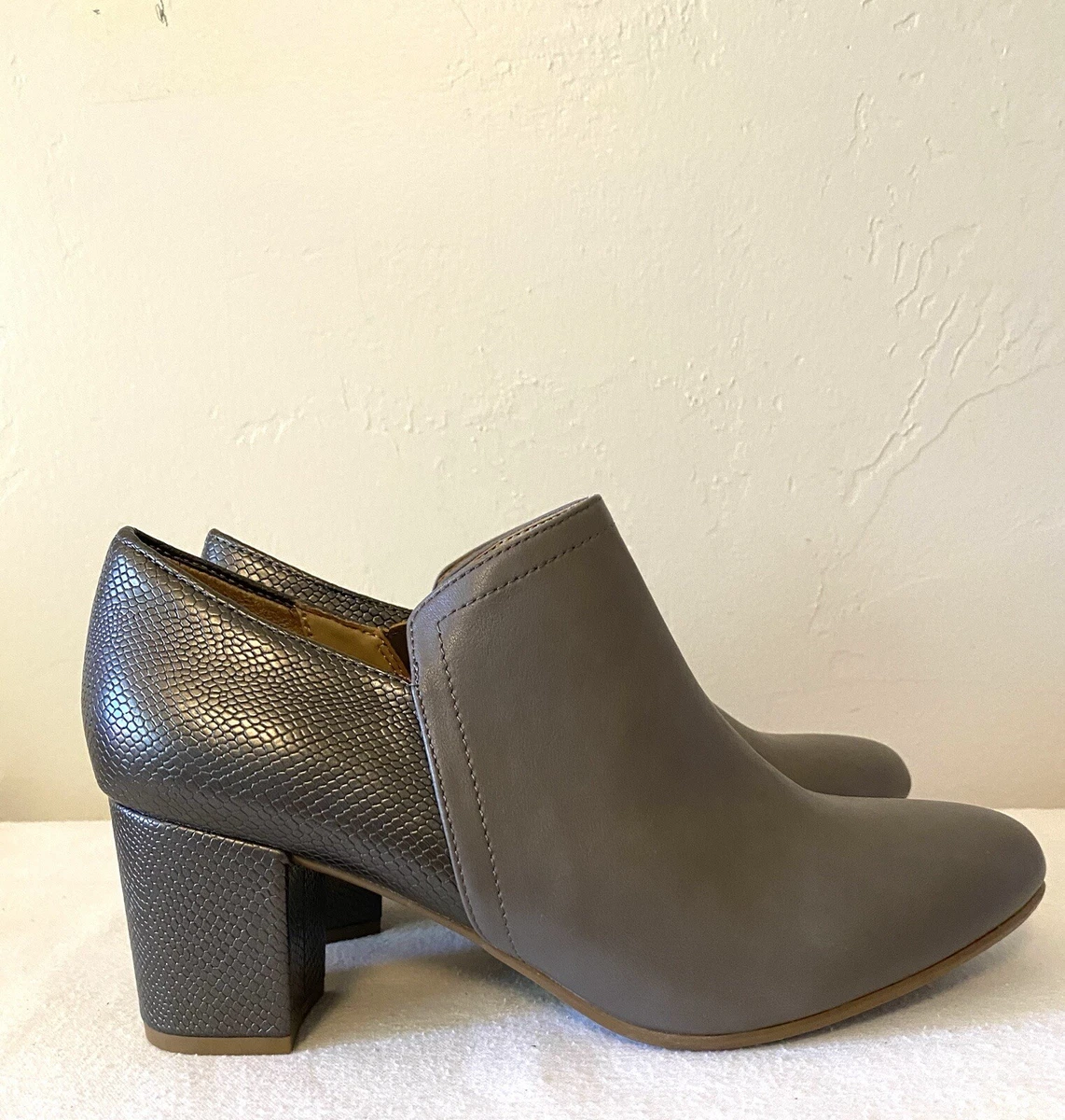 Naturalizer ankle boots sale hotsell