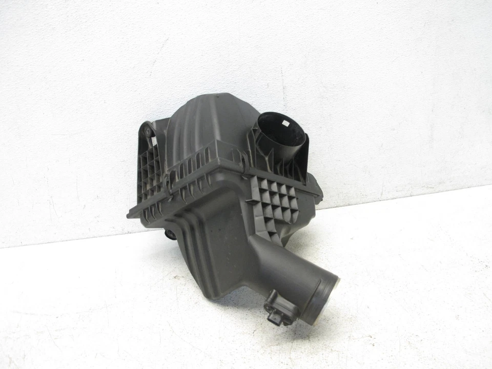 12-16 BMW F10 528i xDRIVE RWD 2.0 INTAKE AIR FILTER HOUSING BOX OEM 111224 - Image 3 of 4