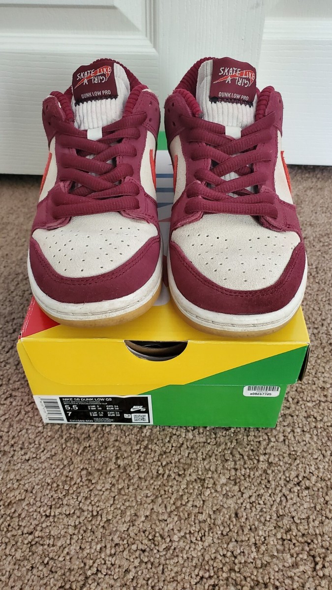 USED Nike SB Dunk Low Skate Like A Girl DX4589-600 Mens White Rose USED Nike SB Dunk Low Skate Like A Girl DX4589-600 Mens White Rose