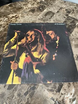 CHEAP TRICK "AT BUDOKAN" 1978 EPIC FE 35795 (LP, Album, Ter) booklet Navy label - Image 1 of 3