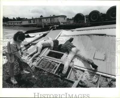 #ad 1989 Press Photo Pecue Mobile Park trailer flipped by a tornado in Baton Rouge $24.99