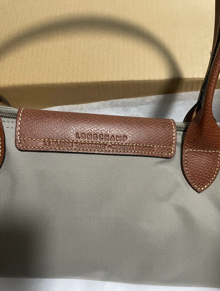 Longchamp Le Pliage gris mediano Foto 3 de 4