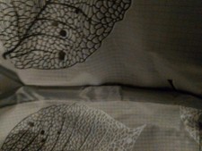 White With Leaf Pattern Plastic Door Curtain