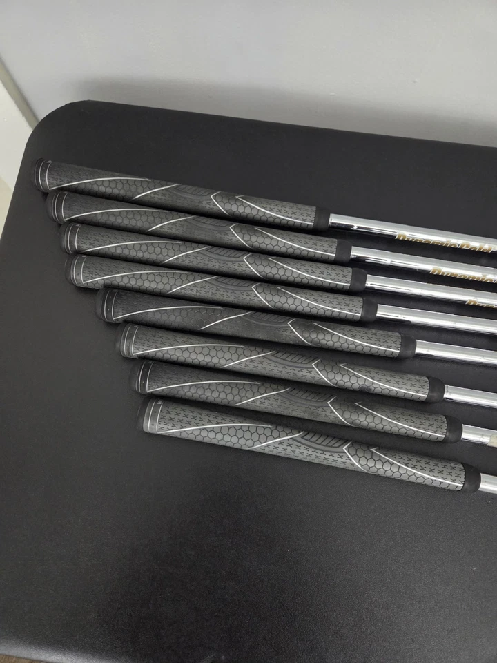 Varilla de acero flexible regular para zurdos Mizuno JPX 923 Hot Metal Pro 9-Iron Foto 2 de 4