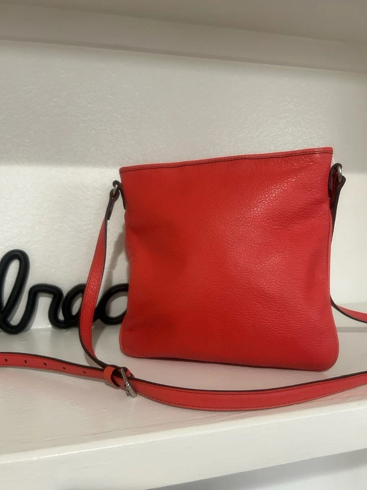 Bolso Bandolera Ralph Lauren Cuero Coral Governors Lodge Plano Delgado Foto 2 de 4