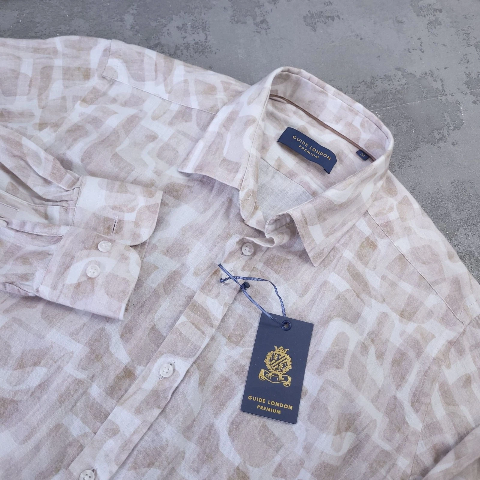 Guide London Premium Linen Shirt Mens Medium Regular Fit Beige Abstract Button