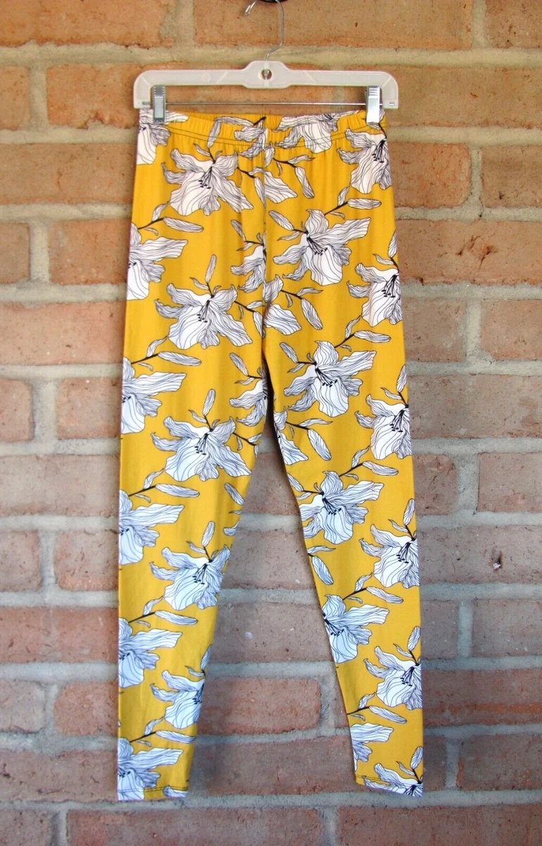 NEW Agnes Dora LEGGINGS Yellow with Black White Flowers Women s Large 12 14
