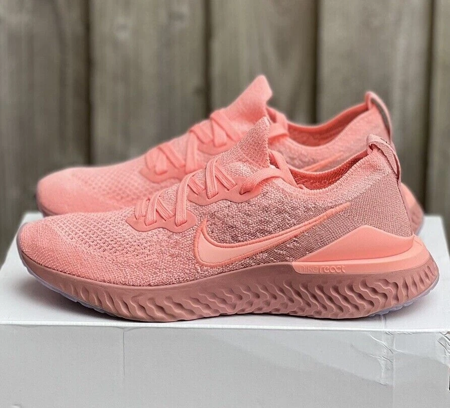 Nike epic top react size 5