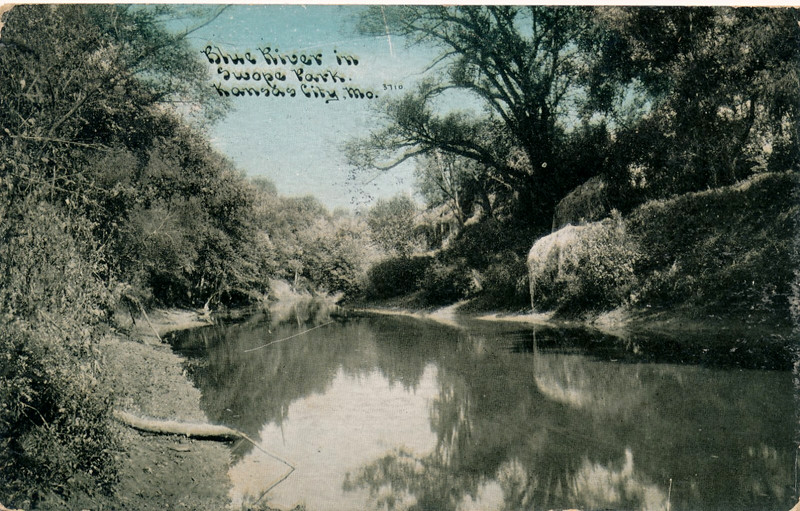 BLUE RIVER IN SWOPE PARK, KANSAS CITY, MO. MISSOURI. RUSTIC SETTING.