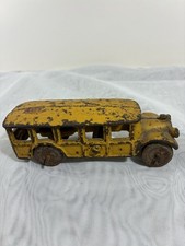 Vtg cast iron bus,likely manufactured by Arcade or A.C. Williams in the 1930s