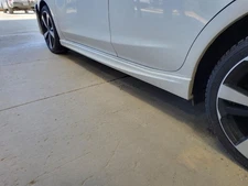 Driver Side IMPREZA   2019 Rocker Panel Moulding 493110