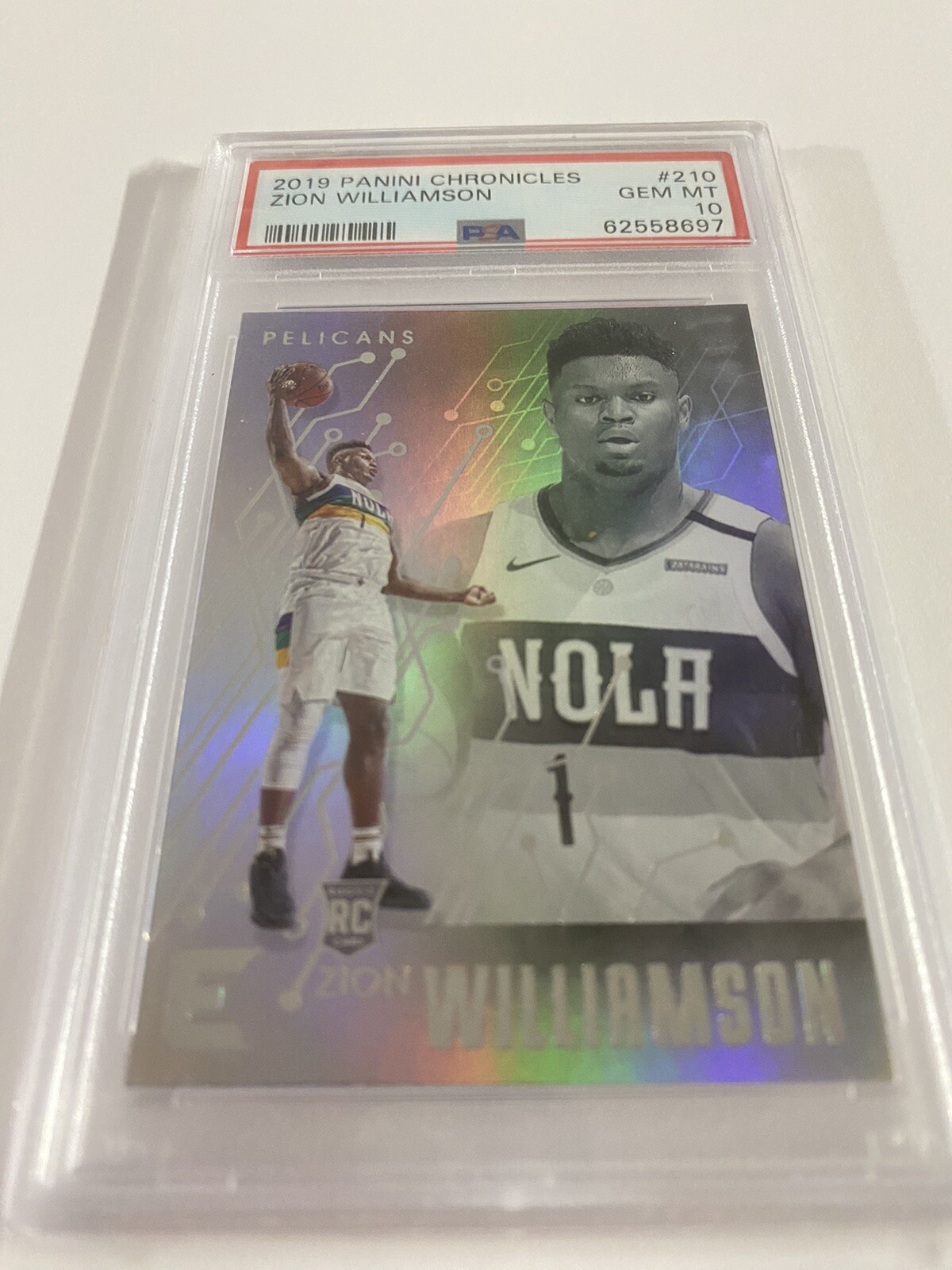2019 Panini Chronicles Rookie #210 Zion Williamson New Orleans Pelicans PSA 10
