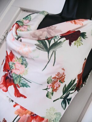 Beautiful H&M 4 Small spring/summer dress, Bright Colors, Red/Orange/Green.