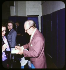Ashley Miller Organist signing autographs - Stereo Realist slide #891