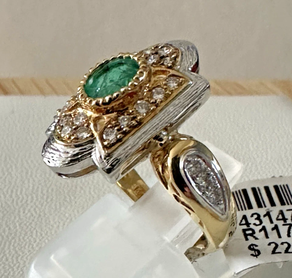 18kt.yellow gold cocktail ring with diamond & emerald,size 6.5. - Image 4 of 4