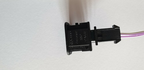 Genuine Y-cable for retrofitting the RSE preparation 8R0051711A / 8R0 051 711 A - Picture 9 of 11