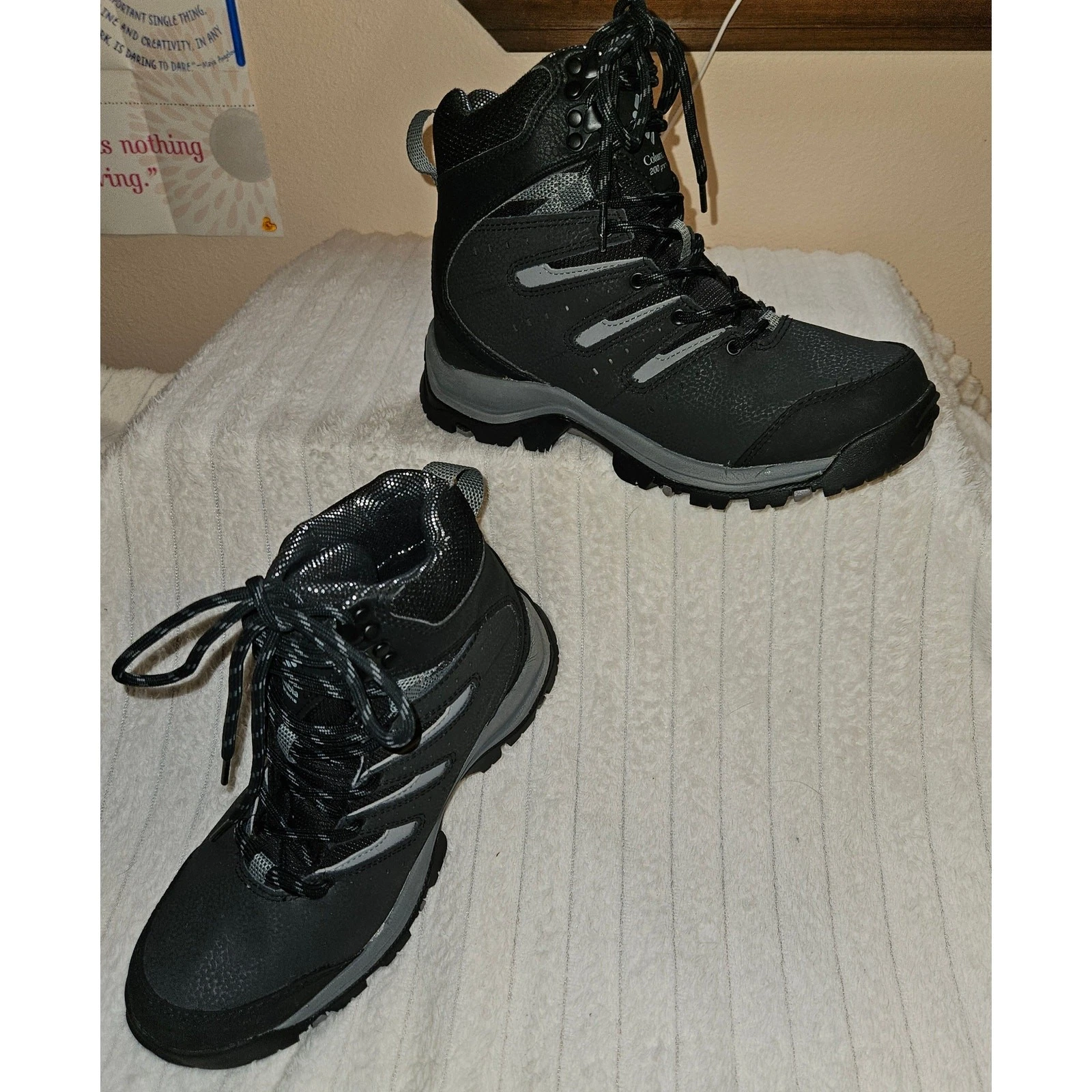 Columbia Men's 7 Gunnison II Omni-Heat Waterproof 200g Insulated Winter Boots
