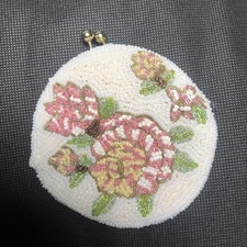 VTG Beaded Round Change Purse Cottagecore Floral Good Condition *READ*
