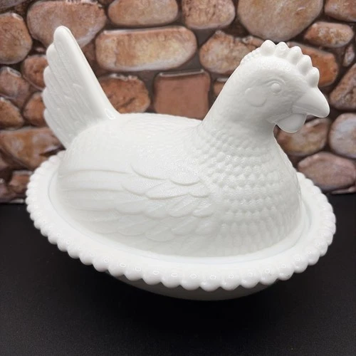 Vintage Indiana White Milk Glass Chicken Hen On Nest Covered Bowl Candy Dish 7"