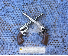 Western Tack Crossed Colt Peacemaker Pistols 1 1/2" Concho Hat Pin