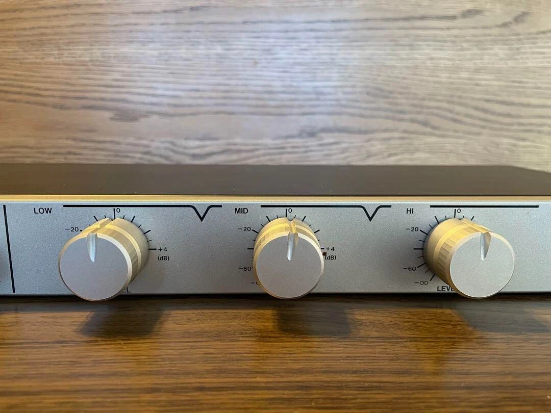 Vestax DCR-1200 3-Band Isolator | eBay