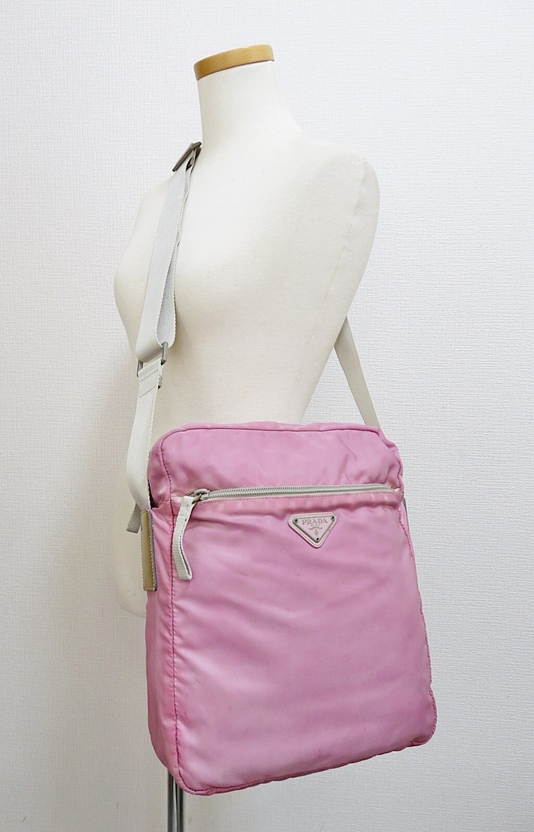 バッグ PRADA nylon shoulder bag baby pink Alabaster Pink Prada Re-Edition 2005 Re-Nylon and Saffiano