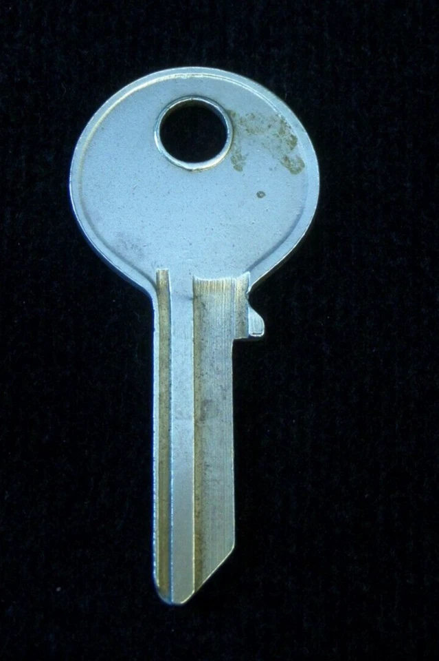 TP5 LLAVE TOYOTA TOYOPET en blanco 1955-1960, (1 de 6 posibles) Crown Masterline T66Y Foto 2 de 4