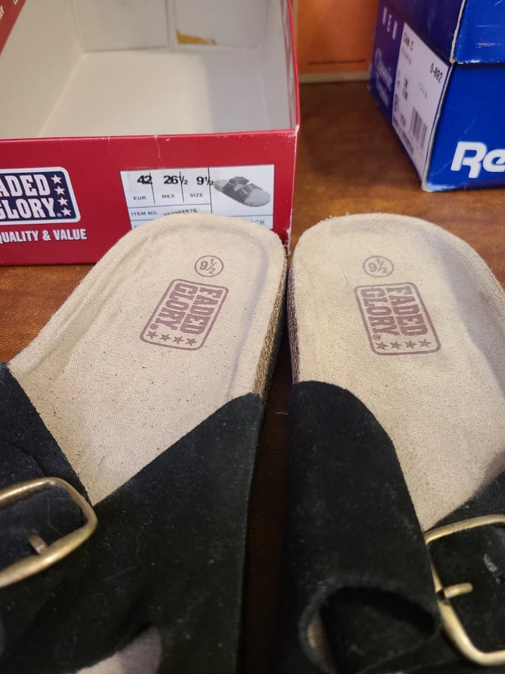 Sandalia deslizante Faded Glory para mujer talla 9 1/2 nueva en caja parte superior de gamuza negra Foto 2 de 4