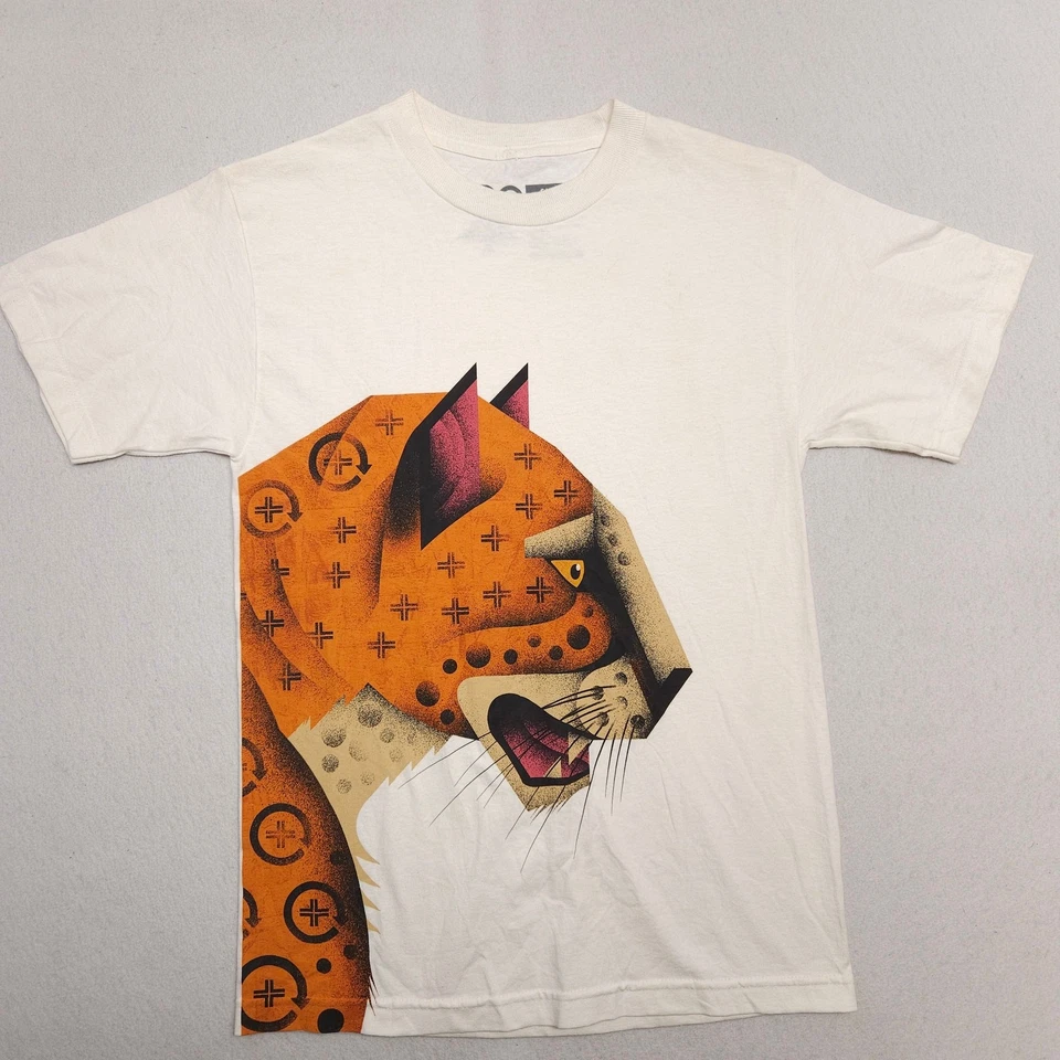 LRG Leopard Graphic Short Sleeve Crew Neck Shirt Mens Size Small S Gray - Image 2 of 4