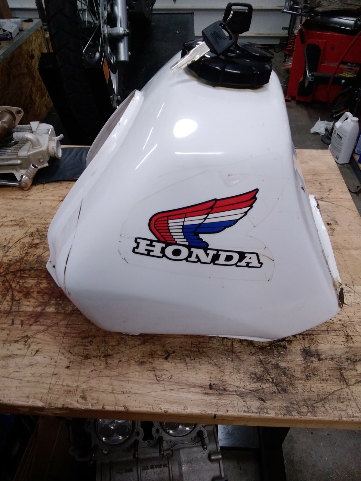 1993 1995 Honda XR650L Fuel Tank 17520MY6770ZA with locking cap eBay