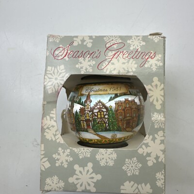Christmas 1981 Round 3'' Ornament Love in The Home Put Joy In The Heart New