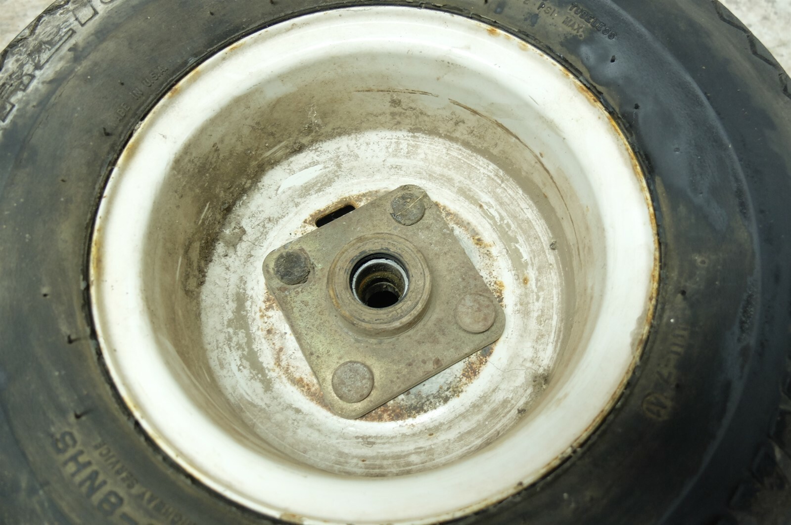 Yamaha Gas Golf Cart wheel rim and tire hub assembly eBay