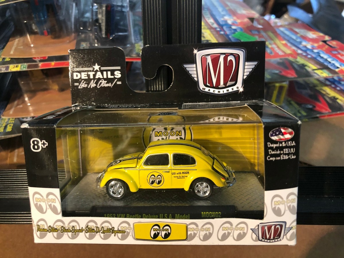 ミニカー MOONEYES 1952 VOLKSWAGEN BEETLE DELUXE 1952 Volkswagen Beetle Deluxe Model Black with Cream Sides