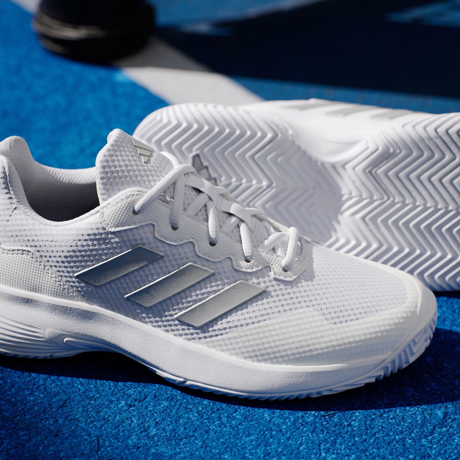 Gamecourt 2.0 Tennis Shoes - Multiple Sizes